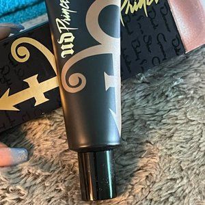 Urban Decay Prince Illuminating Highlighter